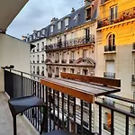 Paris : Interior Design Apartment