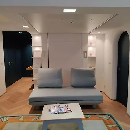 Apartment : Interior Design *
